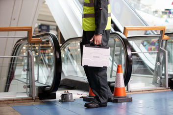 Panasonic Toughbook FZ-55 MK1, Intel Core i7-8665U, 14 inch FHD 1920x1080 Touchscreen Display, 16GB RAM, 512GB SSD, 4G LTE, USB-C, Windows 10 Pro